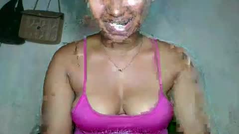 Snapshot of florencia011 chatting on November 2025 03:46:02 PM florencia011 online show from November 2025 03:46:02 PM