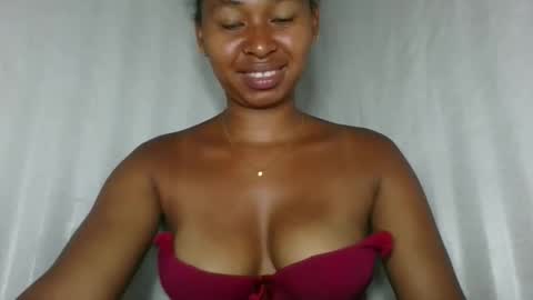 Snapshot of florencia011 chatting on December 2025 04:58:01 PM florencia011 online show from December 2025 04:58:01 PM