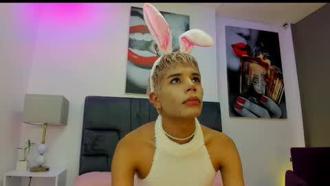 Florian Sven online show from October 2025 03:25:01 AM