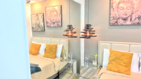 Florian Sven online show from October 2025 07:16:01 PM