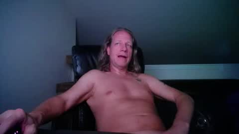 Snapshot of floridacat017 chatting on October 2025 04:13:01 AM Double-D online show from October 2025 04:13:01 AM