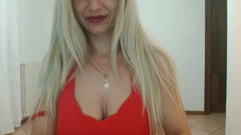 Snapshot of florya4you chatting on October 2025 12:45:02 PM florya4you online show from October 2025 12:45:02 PM