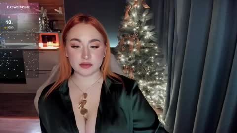 Snapshot of flower_camellia chatting on December 2024 12:07:02 AM Camelia online show from December 2024 12:07:02 AM