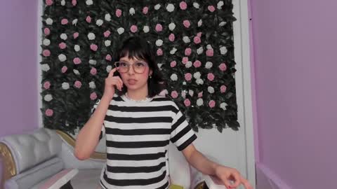 Dulce online show from January 2025 05:39:02 PM