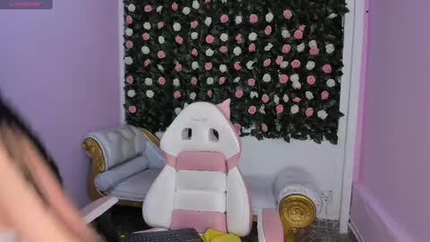 Dulce online show from February 2025 09:28:01 PM