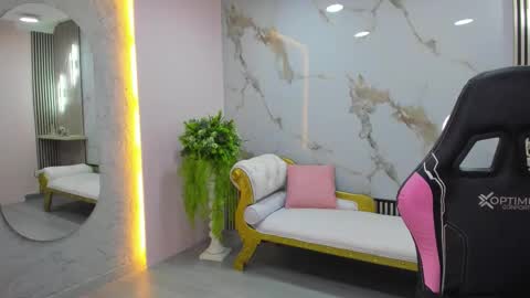 Dulce online show from October 2025 10:49:02 AM