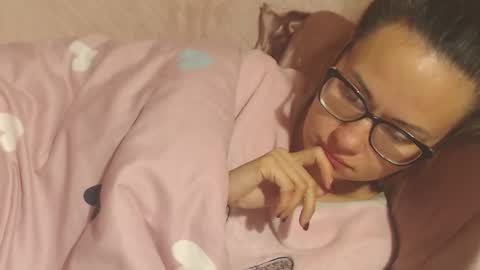 Snapshot of flowercandydoll13 chatting on October 2025 07:38:02 AM say meow and send tip online show from October 2025 07:38:02 AM