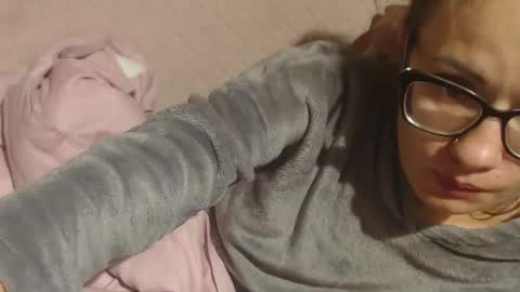 Snapshot of flowercandydoll13 chatting on November 2025 05:34:02 PM say meow and send tip online show from November 2025 05:34:02 PM