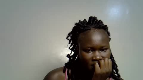 Snapshot of flowerdiva002 chatting on November 2025 07:14:01 PM flowerdiva002 online show from November 2025 07:14:01 PM