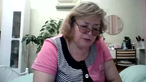 Flowerlower online show from February 2025 06:51:01 PM