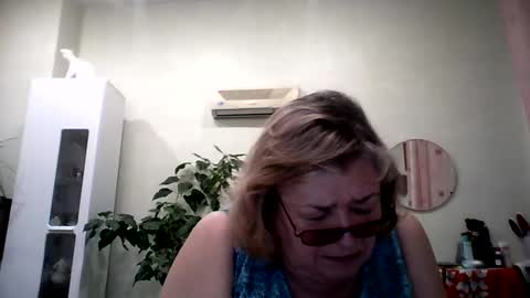 Flowerlower online show from February 2025 04:57:02 PM