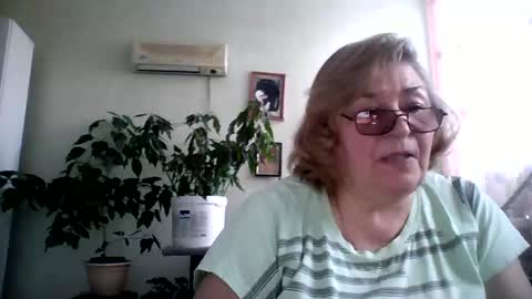 Flowerlower online show from February 2025 02:20:01 PM
