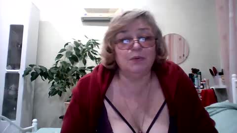 Flowerlower online show from February 2025 08:54:01 PM