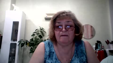 Flowerlower online show from February 2025 04:47:01 PM