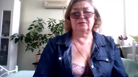 Flowerlower online show from February 2025 08:50:02 AM
