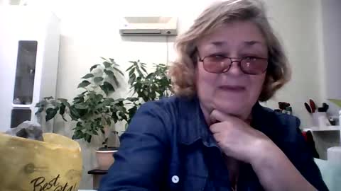 Flowerlower online show from February 2025 04:53:01 PM