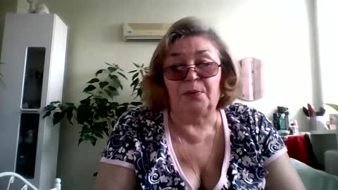 Flowerlower online show from March 2025 09:51:01 AM