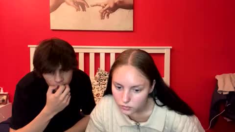 flowerscouple online show from September 2025 10:46:02 PM