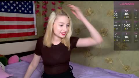 Snapshot of fluffy_cloude chatting on October 2025 12:23:02 PM fluffy_cloude online show from October 2025 12:23:02 PM