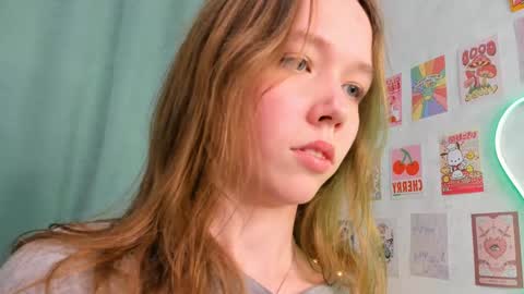 Snapshot of fly_best chatting on December 2024 10:25:01 PM Polly online show from December 2024 10:25:01 PM