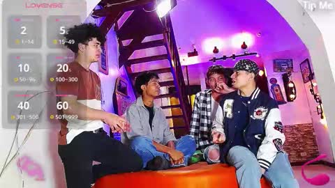 Snapshot of flyckers chatting on October 2025 08:07:02 PM flyckers online show from October 2025 08:07:02 PM