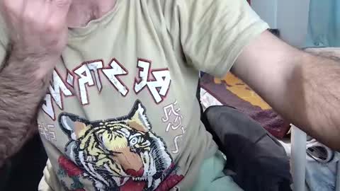 Snapshot of flydirty chatting on March 2025 01:42:01 PM FlyDirty online show from March 2025 01:42:01 PM