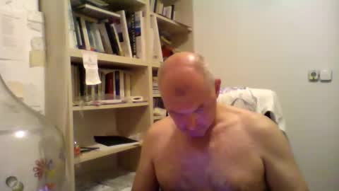 Snapshot of fojtik chatting on September 2025 07:05:01 PM Fojtik online show from September 2025 07:05:01 PM