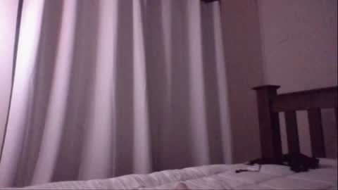 Snapshot of foliedeux chatting on October 2025 03:01:01 PM foliedeux online show from October 2025 03:01:01 PM