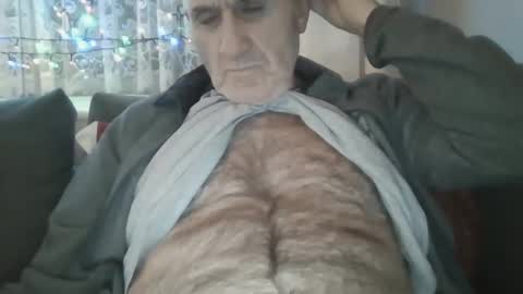follador1001 online show from December 2024 06:05:02 PM