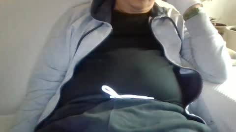 folletto1 online show from March 2025 02:40:01 PM