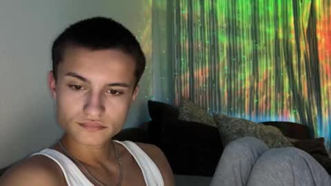 foooxxxi online show from September 2025 06:31:02 PM