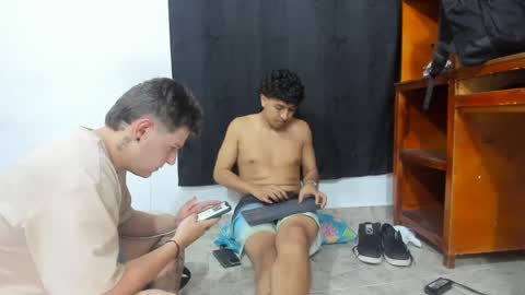 foot_master777 online show from February 2025 11:23:02 PM