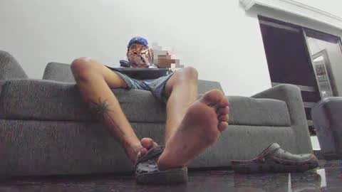 foot_master777 online show from February 2025 04:37:01 AM