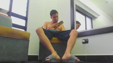 foot_master777 online show from March 2025 10:58:01 PM