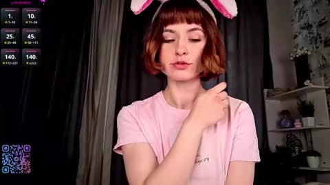 Laura online show from October 2025 09:21:01 AM