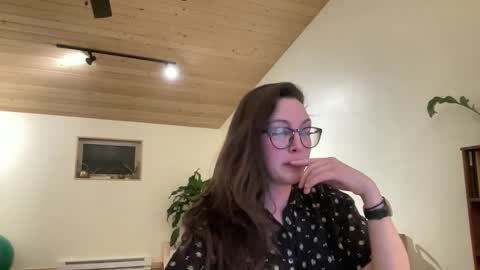 formicaforest online show from February 2025 02:07:02 AM