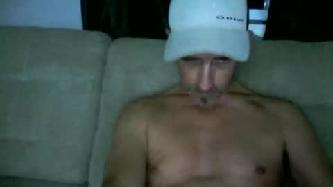 Snapshot of fouraide42 chatting on October 2025 06:43:01 AM fouraide42 online show from October 2025 06:43:01 AM