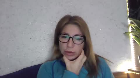 Snapshot of fox_red_lady7 chatting on February 2025 11:44:02 AM fox_red_lady7 online show from February 2025 11:44:02 AM