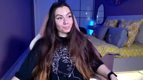 Foxy online show from September 2025 04:42:01 PM