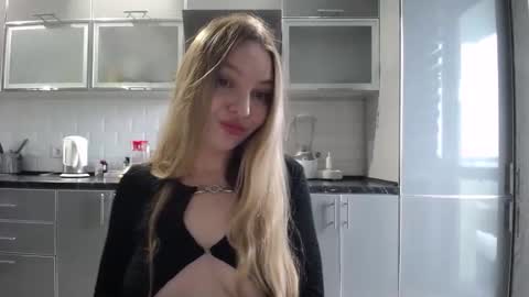 foxxialice online show from October 2025 07:39:01 AM