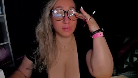 Kris online show from November 2025 01:17:01 AM