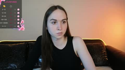 Snapshot of foxxy_girl_ chatting on September 2025 11:00:01 AM andice online show from September 2025 11:00:01 AM