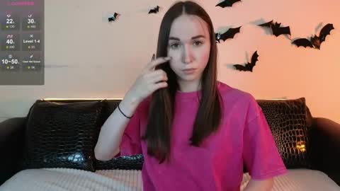 Snapshot of foxxy_girl_ chatting on November 2025 11:31:01 AM andice online show from November 2025 11:31:01 AM