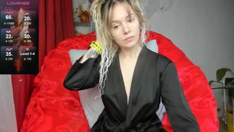 Foxy online show from December 2024 09:12:02 AM