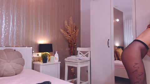 Adela - Single mom. 40 y online show from January 2025 06:11:01 AM