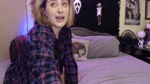 Mallory Koxx online show from October 2025 08:13:02 AM