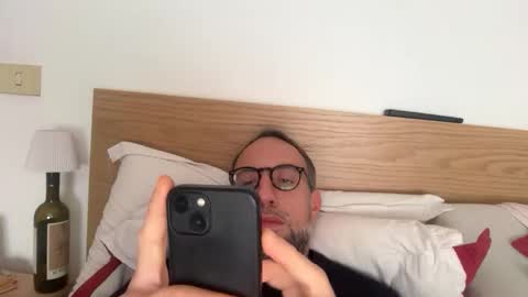 Snapshot of fra___ chatting on November 2025 02:06:02 PM fra___ online show from November 2025 02:06:02 PM