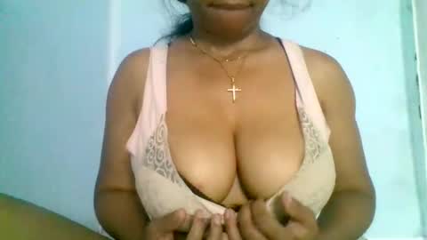 Snapshot of fracisca2204 chatting on November 2025 03:21:02 AM fracisca2204 online show from November 2025 03:21:02 AM