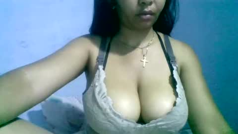 Snapshot of fracisca2204 chatting on November 2025 06:34:01 PM fracisca2204 online show from November 2025 06:34:01 PM