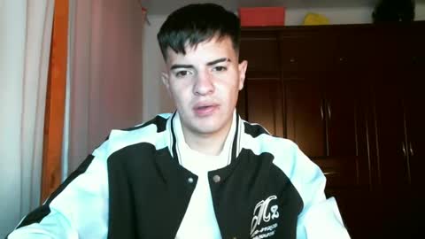 franccesco_699 online show from December 2024 04:16:01 PM